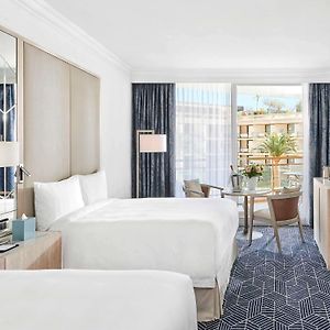 Fairmont Double Room Two Double Beds Garden View